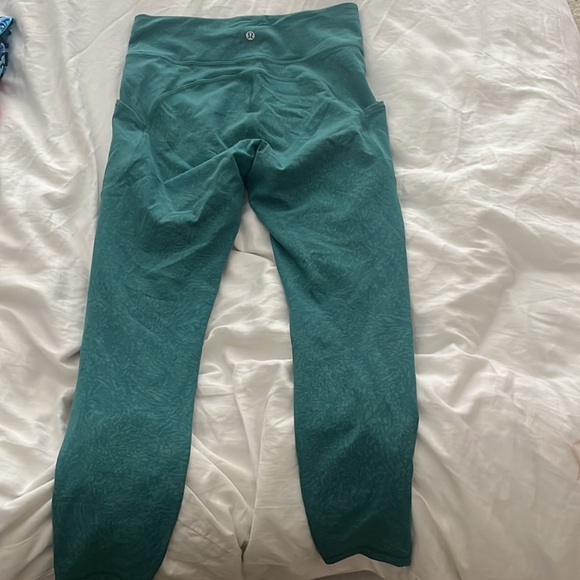 Lulu lemon green leggings - Picture 3 of 3